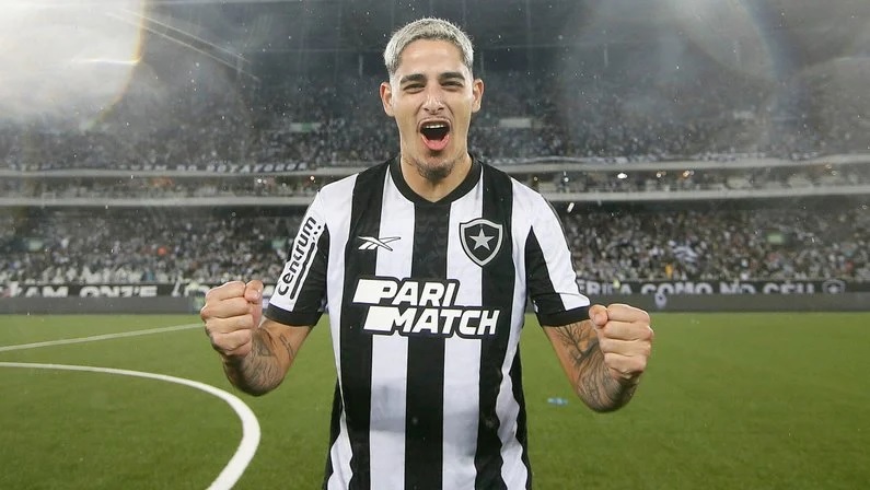 Guarani: diretoria intensifica conversas com lateral do Botafogo