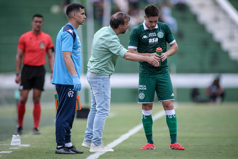 Guarani: Maurício estuda mudanças na equipe para enfrentar o Brusque