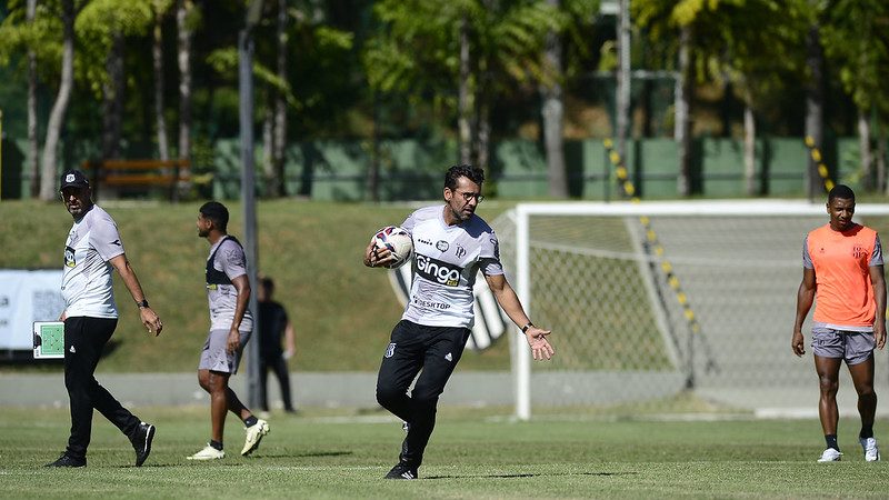 Ponte Preta: Maguinho é liberado após testes e fica à disposição contra o Ituano