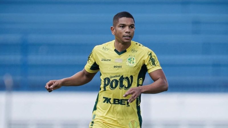 Guarani: diretoria fecha pacotão com David Braz e mais dois