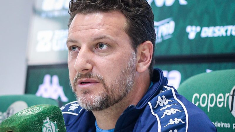 Guarani: Elano usa City de exemplo e quer chegar ao nível de Mirassol e Novorizontino