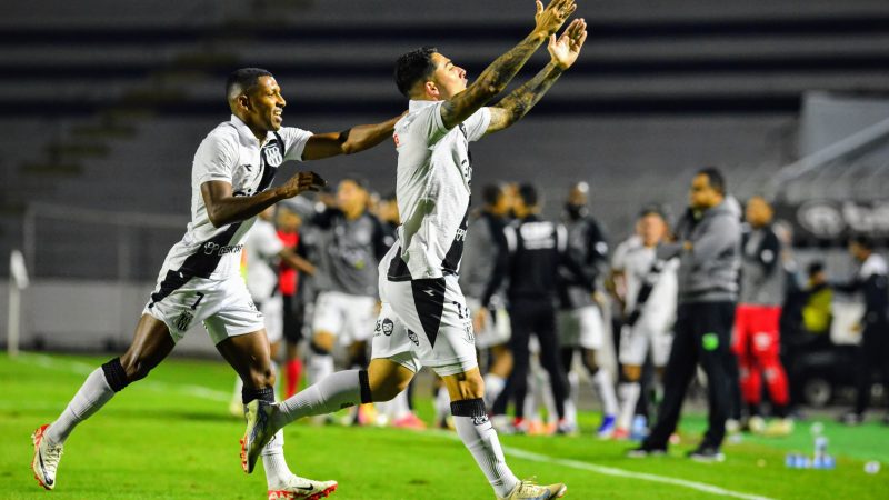 Ponte Preta 2×1 Floresta: virada emblemática marca vitória no Majestoso