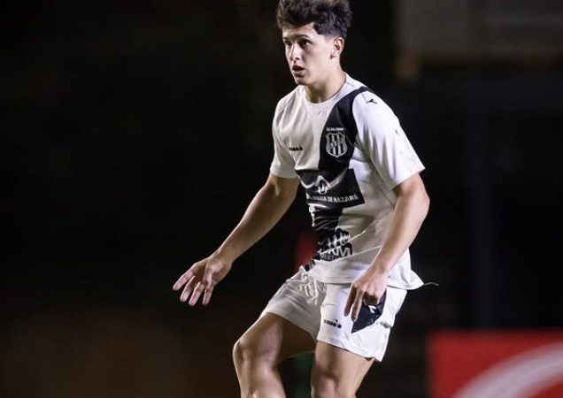 Ponte Preta: promessa perde espaço com Valentim e volta ao sub-20