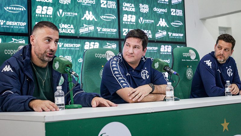 Guarani: Matheus Costa, Farnei Coelho e Elano Blumer deixam o Brinco de Ouro