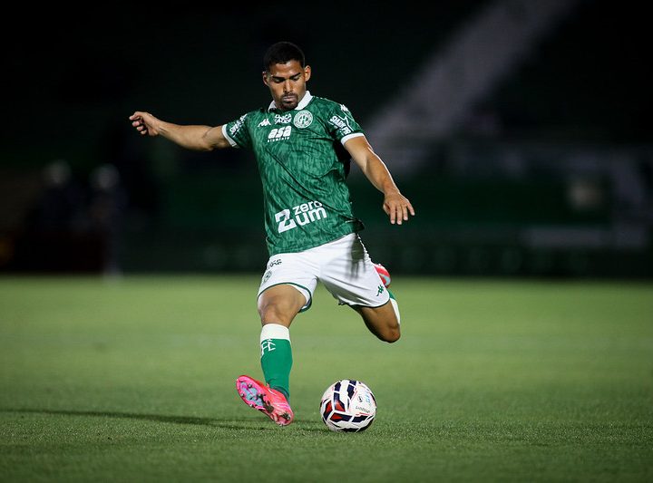 Guarani: Emerson Barbosa sente problema na coxa e vira dúvida para enfrentar o Maringá