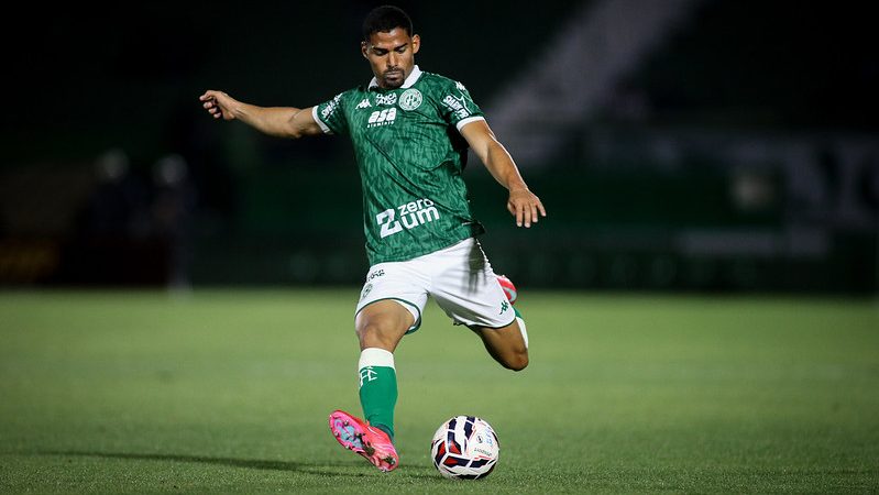 Guarani: Emerson Barbosa sente problema na coxa e vira dúvida para enfrentar o Maringá