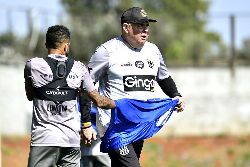 Ponte Preta: Marcelo confirma reforços fora da primeira rodada e sobe oito atletas da Copinha
