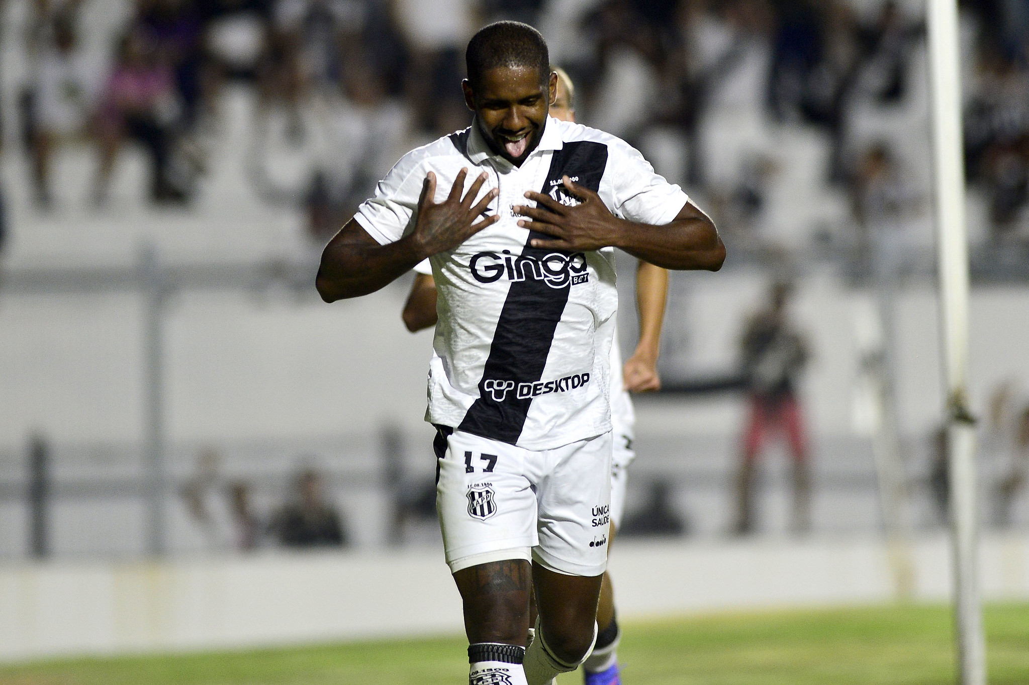 Ponte Preta 1×0 Londrina: vitória define ordem do dérbi na próxima fase