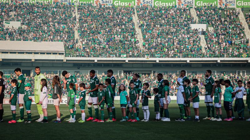 Guarani: clube inicia venda de ingressos para duelo contra o Caxias e faz promoção para torcedor com a camisa do time