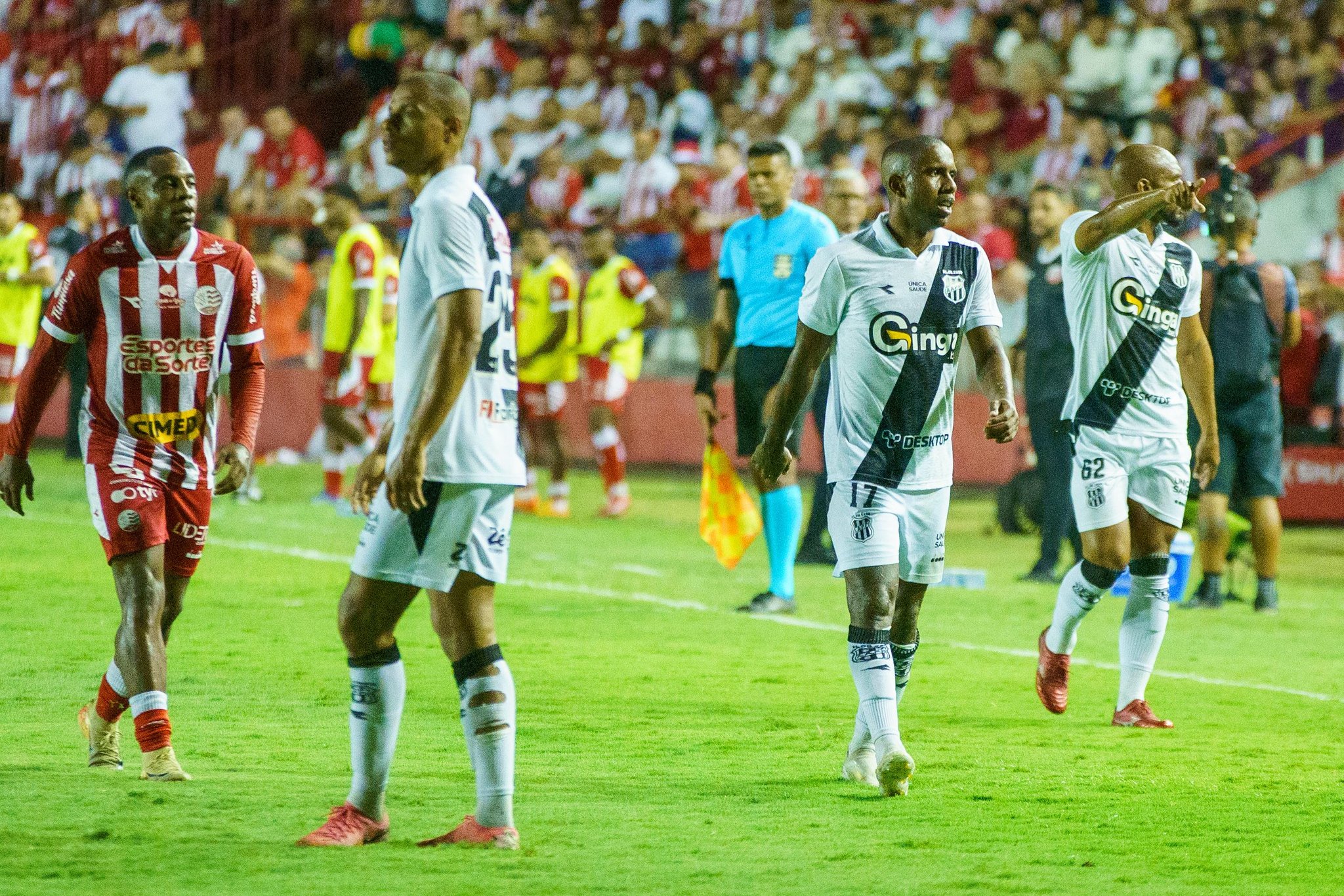 Náutico 0x1 Ponte Preta: Toró decide nos Aflitos, e Macaca fica perto do acesso