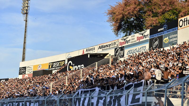 Ponte Preta: após protestos da torcida, diretoria inflaciona preço dos ingressos