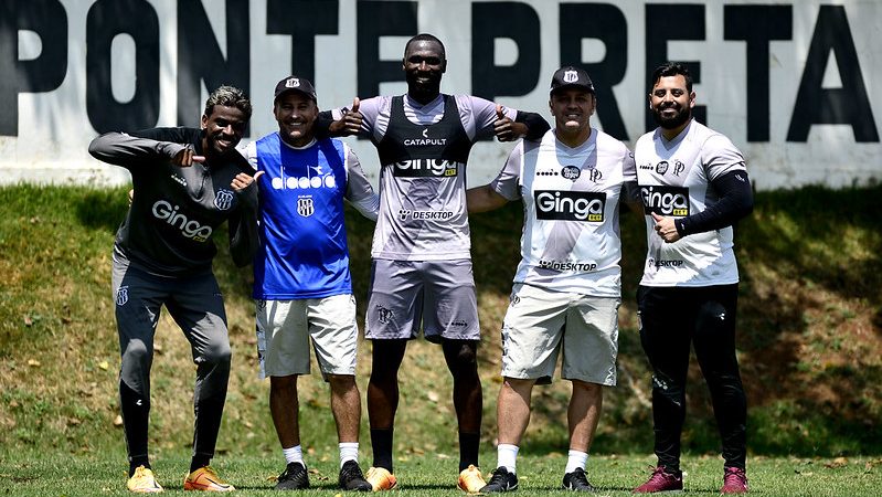 Ponte Preta: Léo Oliveira é liberado pelo DM, viaja e aumenta opções de Marcelo Fernandes