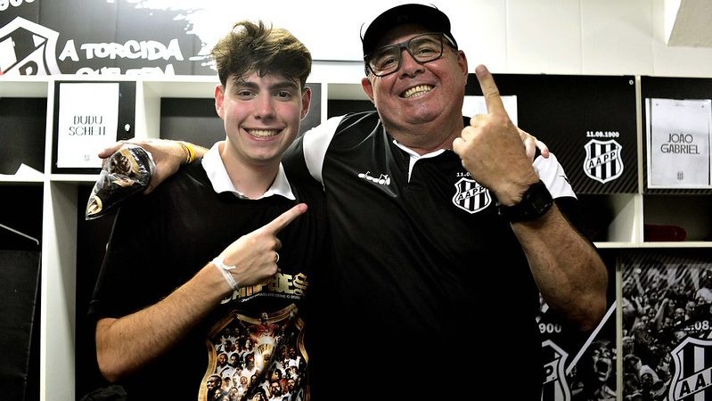 Ponte Preta: Marcelo Fernandes comemora segundo título da carreira e o primeiro nacional