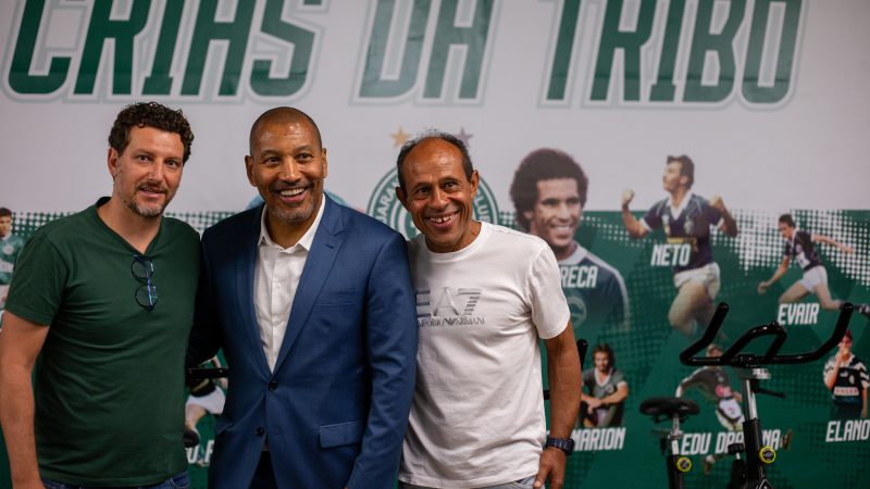 Guarani: Mauro Silva e ídolos bugrinos são homenageados em inauguração de academias