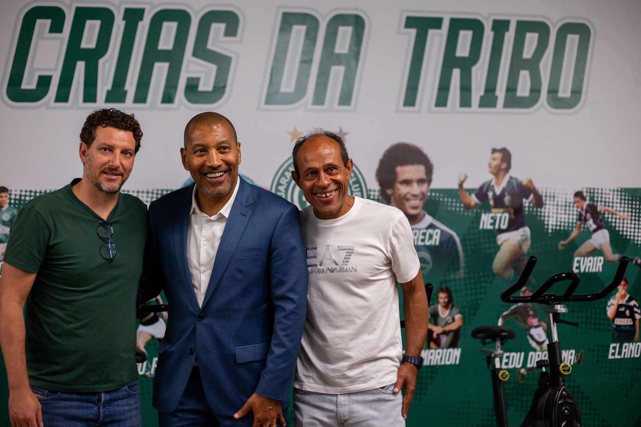 Guarani: Mauro Silva e ídolos bugrinos são homenageados em inauguração de academias