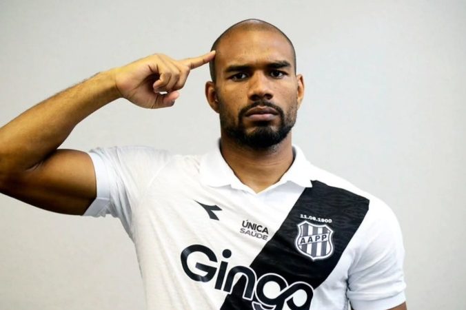 Ponte Preta: com contrato para o Paulistão, lateral recebe sondagens
