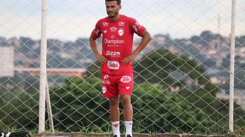 Guarani: novo atacante explica “falta de gols” e demonstra otimismo em acesso na Série C