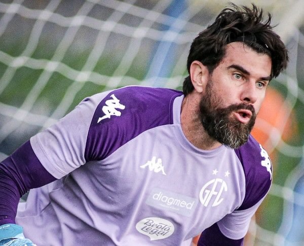 Guarani: Fernando Miguel tem saída confirmada e cogita aposentadoria