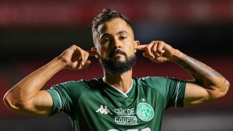 Guarani: diretoria monitora situação de Bruno Sávio e sonha com retorno do atacante