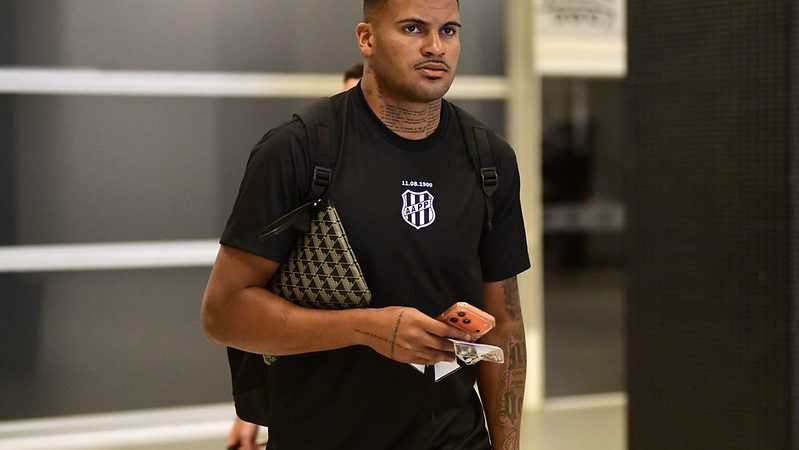 Por onde anda? Ex-Ponte, Jeh troca de clube após passagem apagada pela Turquia