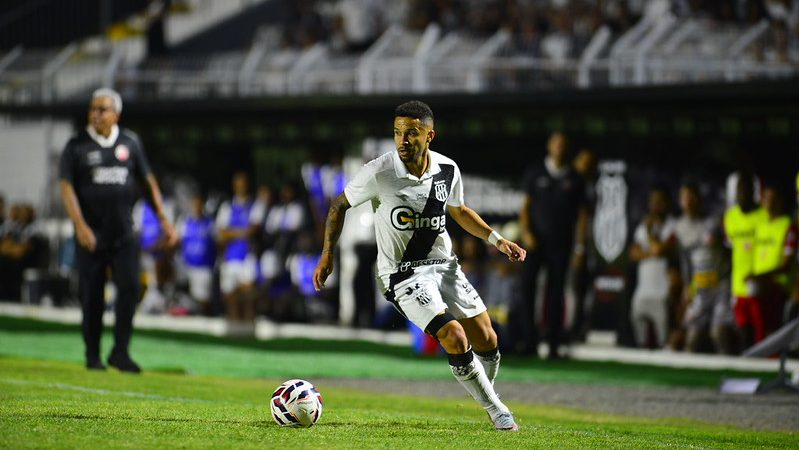 Ponte Preta: Serginho aceita proposta de empréstimo e deixa o Moisés Lucarelli