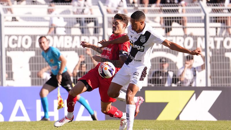 Ponte Preta: Vitor Pernambucano recebe proposta e aumenta lista de saídas