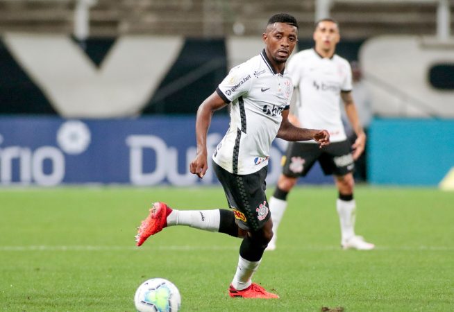Ponte Preta: diretoria acerta com Jonathan Cafú e lateral do Santos