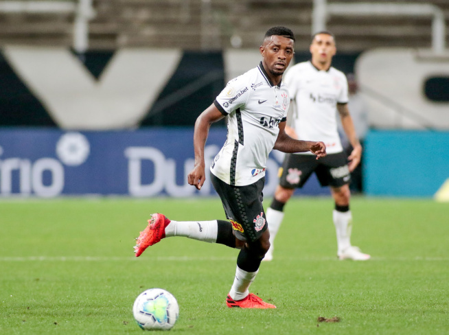 Ponte Preta: diretoria acerta com Jonathan Cafú e lateral do Santos