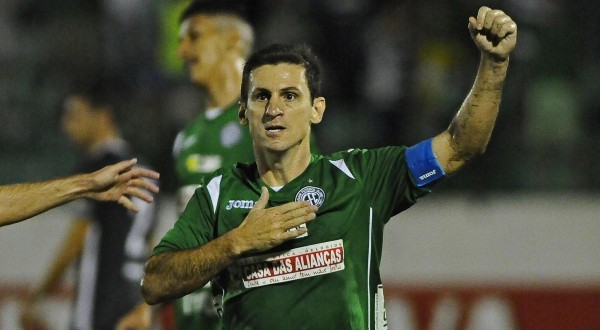 Guarani: Fumagalli revive última vitória sobre o Palmeiras e defende Isaque como camisa 10