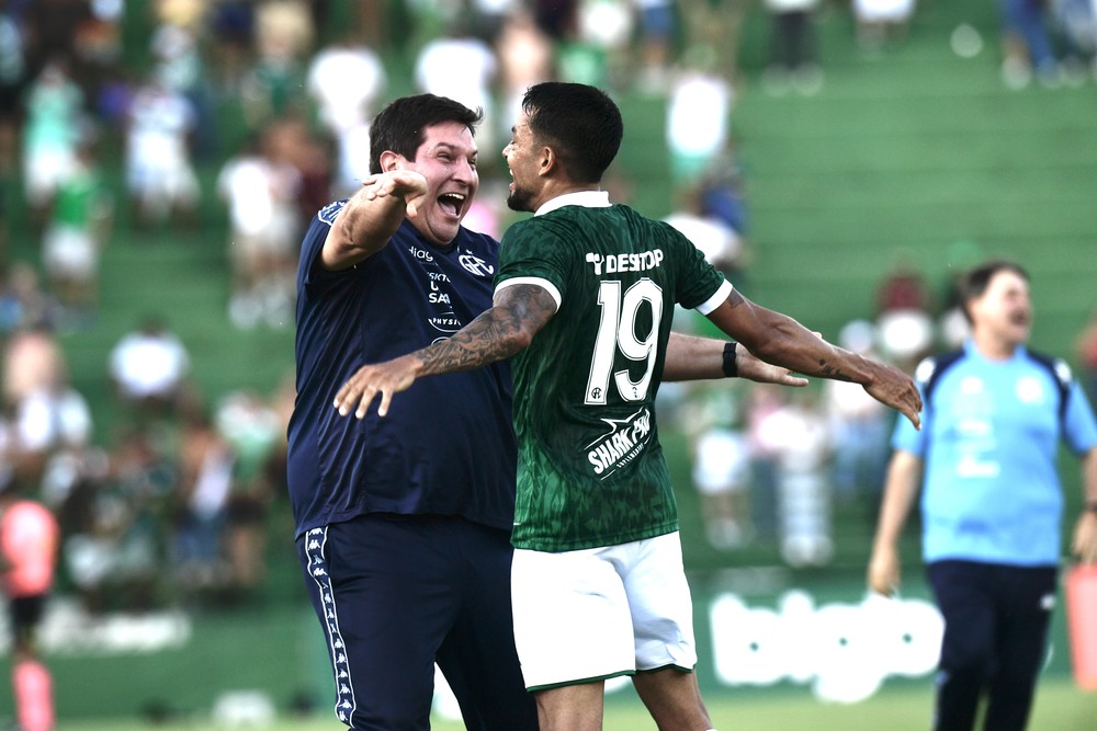 Guarani: Matheus Costa explica trocas, cita riscos e vibra com primeira vitória no dérbi