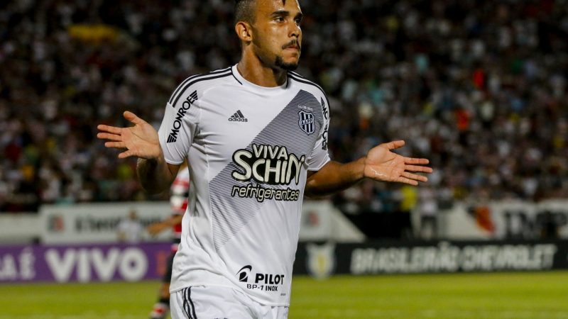 Ponte Preta: diretoria acerta volta de William Pottker após nove anos