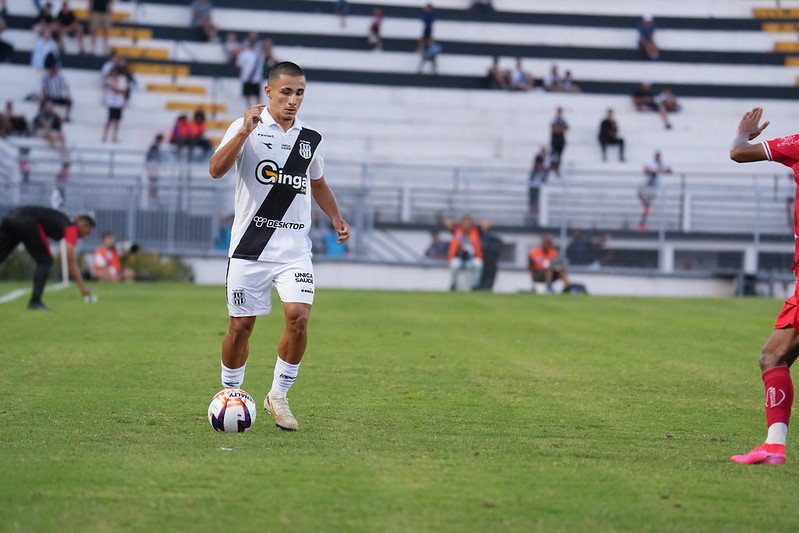 Ponte Preta: lateral-direito entra em acordo e retira ação contra o clube