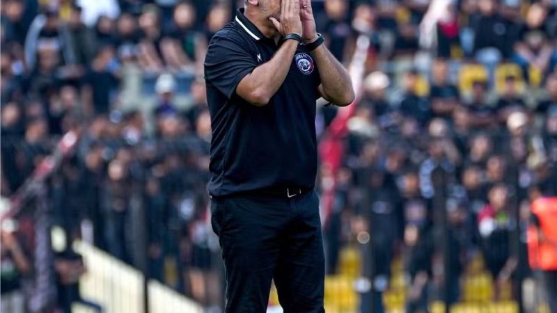 Guarani: rescisão de contrato vira empecilho na negociação com Marquinhos Santos