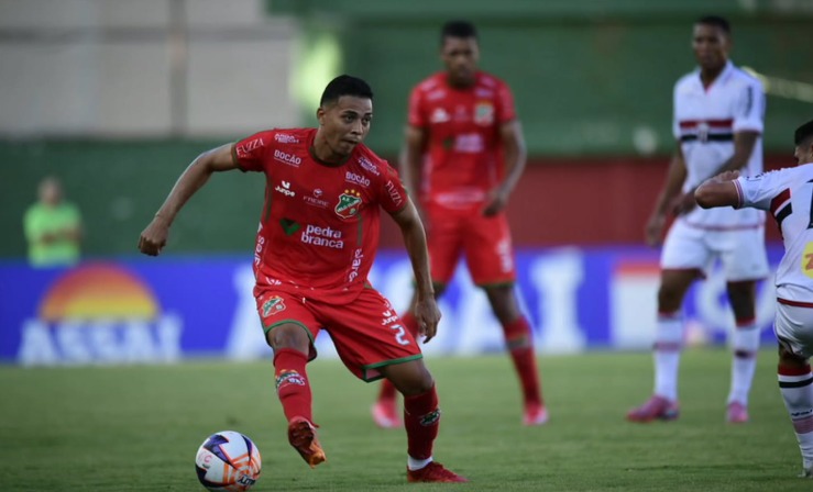 Guarani: diretoria encaminha contratação de lateral que estava no Velo Clube