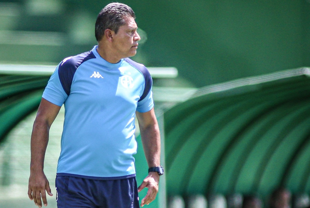 Guarani: Elio mantém Vadão como último treinador a estrear com vitória como visitante