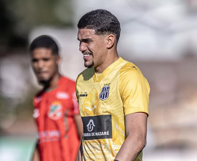 Ponte Preta: com salários atrasados, goleiro titular na Copinha deixa o Majestoso