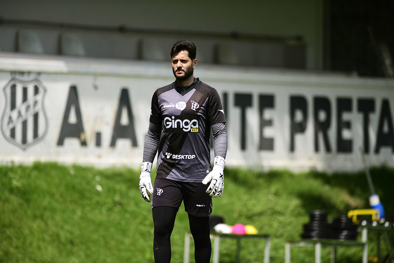 Ponte Preta: Thiago Coelho aceita proposta do Santa Cruz; veja como fica posição