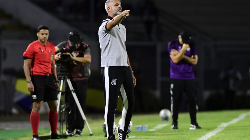 Ponte Preta: Rodrigo Santana admite frustração com vaias, mas culpa “cultura brasileira”