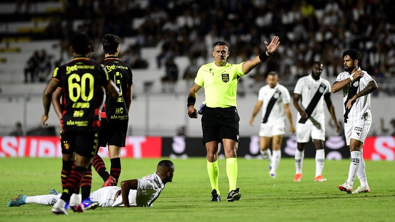 Ponte Preta: “Não dá para jogar a derrota exclusivamente na conta do árbitro”, analisa Valdemir Gomes