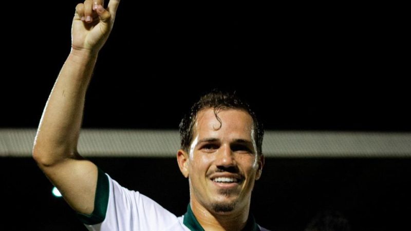 Guarani: Cachoeira defende trabalho de Elio e usa acesso do Remo como exemplo