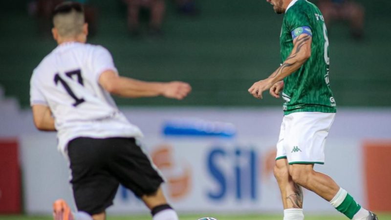 Guarani 1×0 Santa Cruz: Willian Farias marca no último minuto e leva Bugre ao G-8
