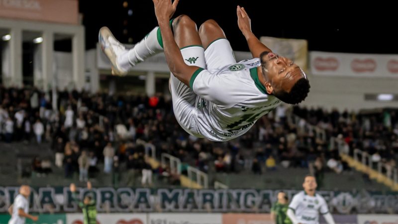 Maringá 0x5 Guarani: Maranhão brilha, comanda goleada e faz Bugre entrar no G-4