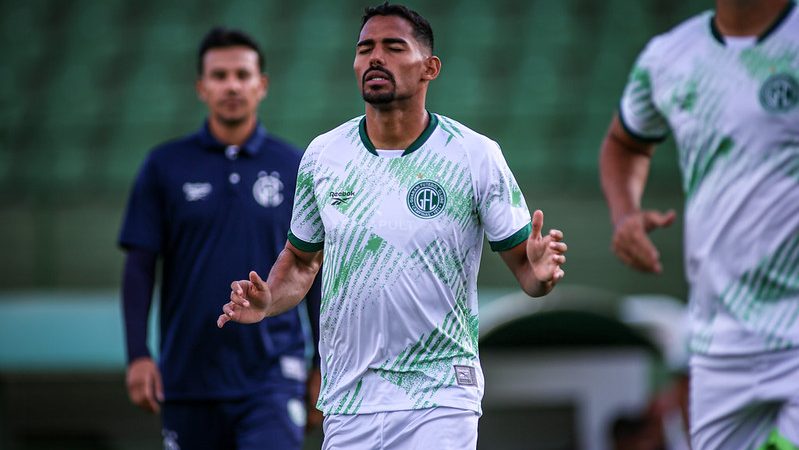 Guarani: lesão no tornozelo segue como preocupação e deixa Emerson Barbosa como dúvida