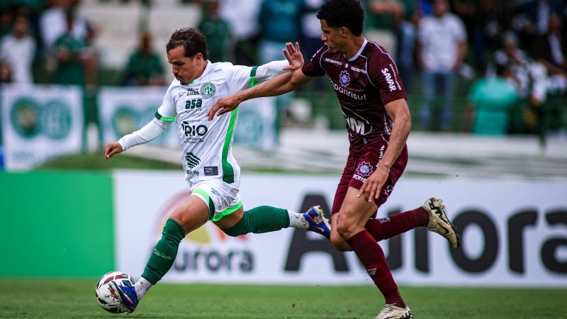 Guarani: Guilherme Cachoeira celebra liderança, mas alerta que Bugre vira o “time a ser batido” na Série C