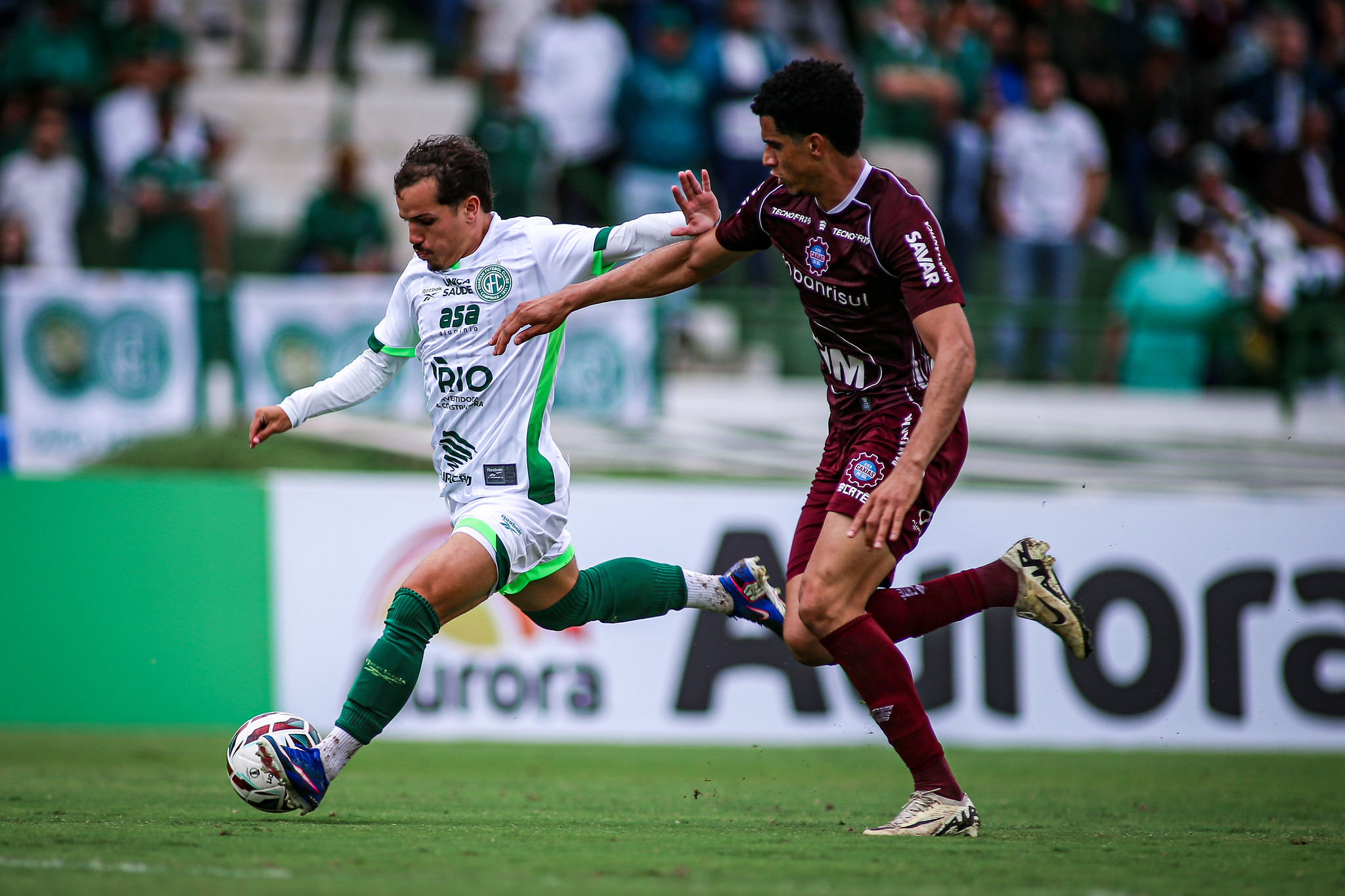Guarani: Guilherme Cachoeira celebra liderança, mas alerta que Bugre vira o “time a ser batido” na Série C