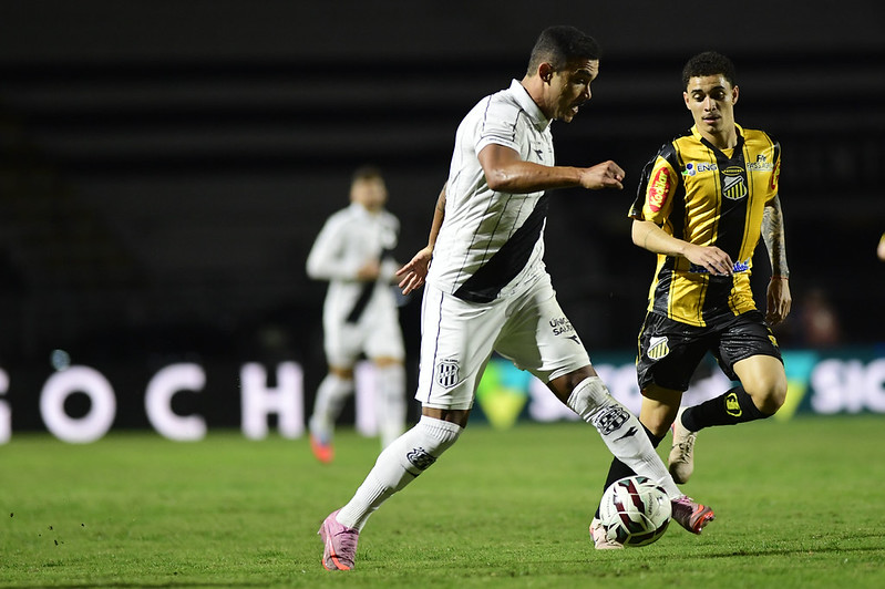 Ponte Preta: “Só lutar não basta, é preciso jogar futebol”, analisa CH