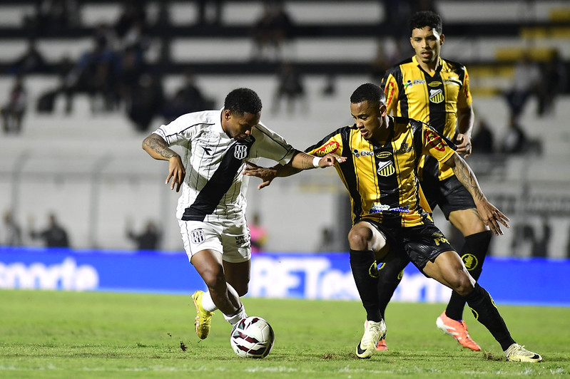 Ponte Preta 0x2 Novorizontino: derrota amplia jejum e afunda equipe na Série B