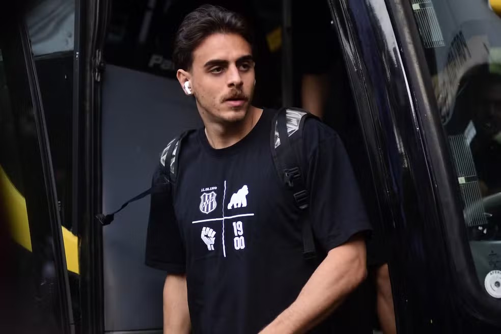Ponte Preta: Weverton recebe proposta do Japão e deixa o Moisés Lucarelli