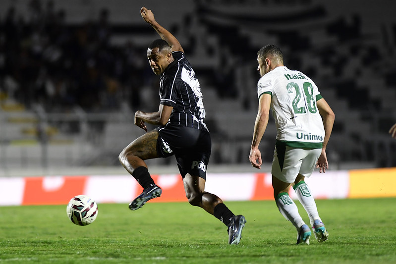 Ponte Preta: “O time é o espelho do que acontece fora de campo”, analisa Gleguer