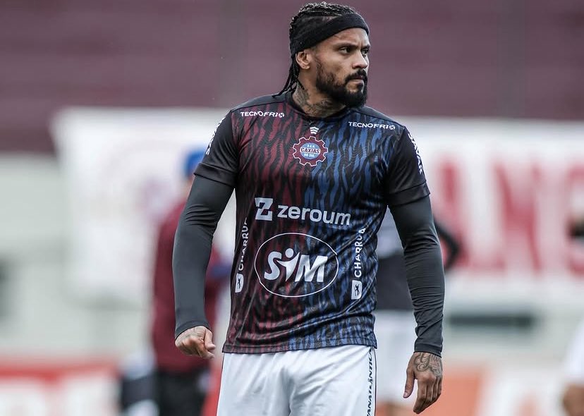 Ponte Preta: alvo da Macaca, Roberto recusa proposta e diz que “não dá para jogar de graça”